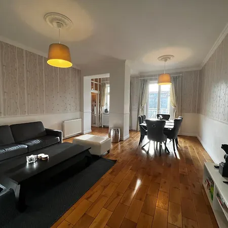 Elite Luxury Apartment, 115 M2, With Terrace, In Great Location * Prag